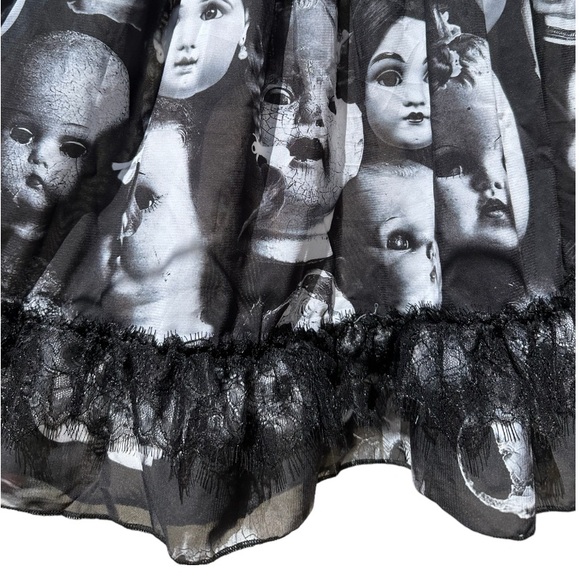 NWT - Creepy Doll DollsKill Dress - M - Picture 3 of 6